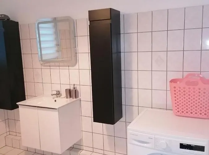 3 Pieces Joe Apartment *