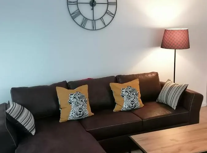 3 Pieces Joe Apartment *